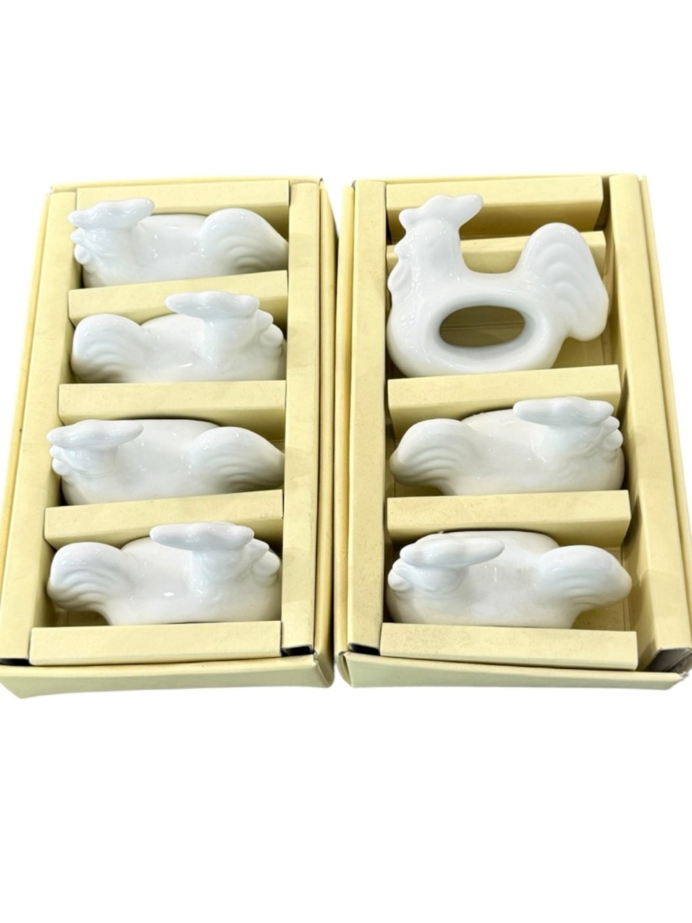 Williams Sonoma Outlet Vintage Set of 7 White Rooster Napkin Rings.